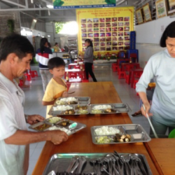 Repas SDF Vung Tau Vietnam